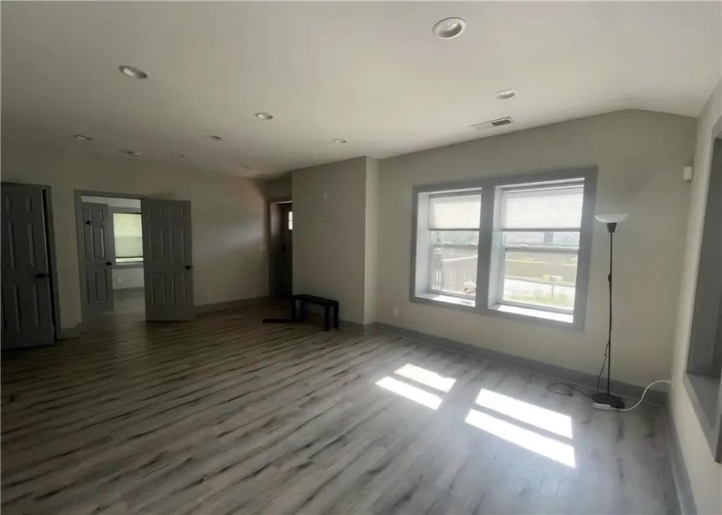 5 bedroom, 3 bathroom, 2,247 sq ft single family residence for sale at 99 Holly Road, Atlanta, GA 30314 — photo 6