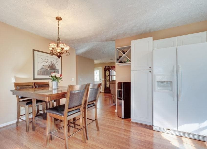 3 bedroom, 2 bathroom, 2,704 sq ft single family residence for sale at 472 Eagle Mountain Drive, Ellijay, GA 30540 — photo 6