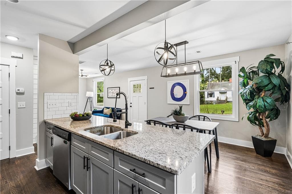 3 bedroom, 2 bathroom, 1,297 sq ft single family residence for sale at 1578 Belmont Avenue, Atlanta, GA 30310 — photo 9