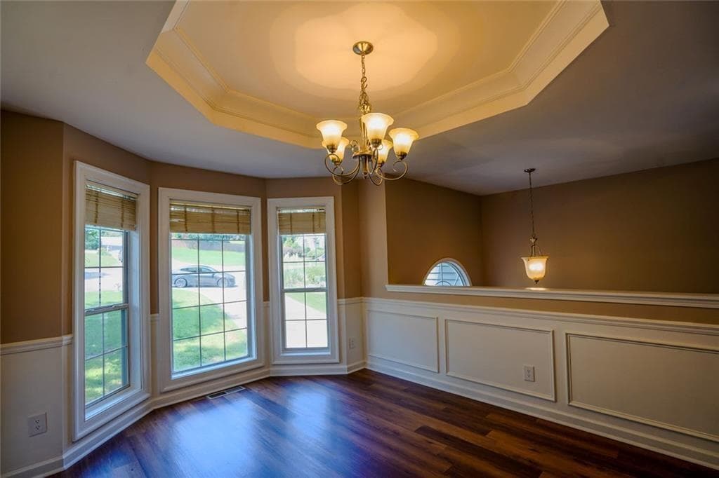 4 bedroom, 3 bathroom, 2,811 sq ft single family residence for sale at 4340 Mapleton Way, Cumming, GA 30028 — photo 6