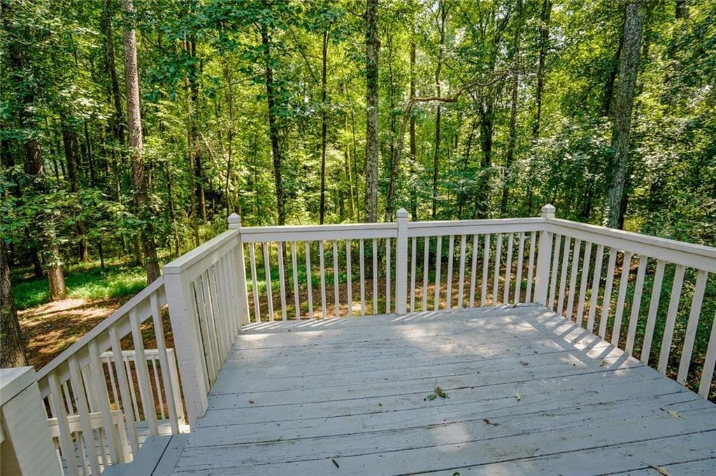 4 bedroom, 3 bathroom, 2,811 sq ft single family residence for sale at 4340 Mapleton Way, Cumming, GA 30028 — photo 10