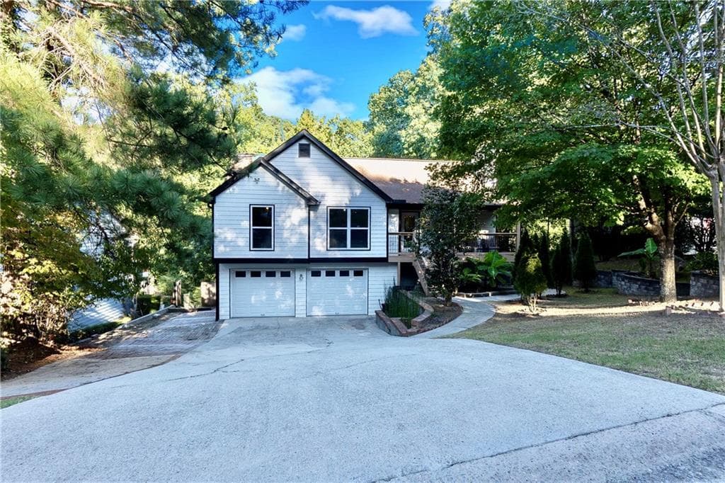 4 bedroom, 3 bathroom, 2,200 sq ft single family residence for sale at 5507 Riverside Drive, Sugar Hill, GA 30518