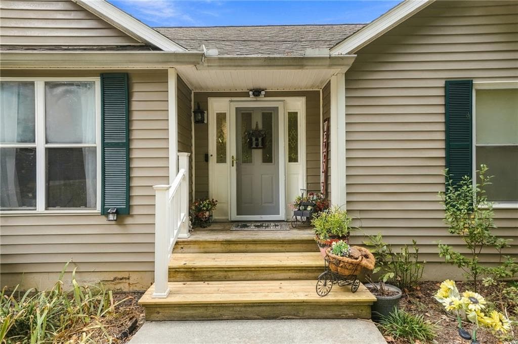 5 bedroom, 3 bathroom, 3,154 sq ft single family residence for sale at 226 Arrow Wood Drive, Waleska, GA 30183 — photo 3