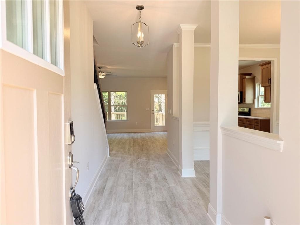 6 bedroom, 5 bathroom, 2,628 sq ft single family residence for sale at 434 Magnolia Grove Place, Cornelia, GA 30531 — photo 7
