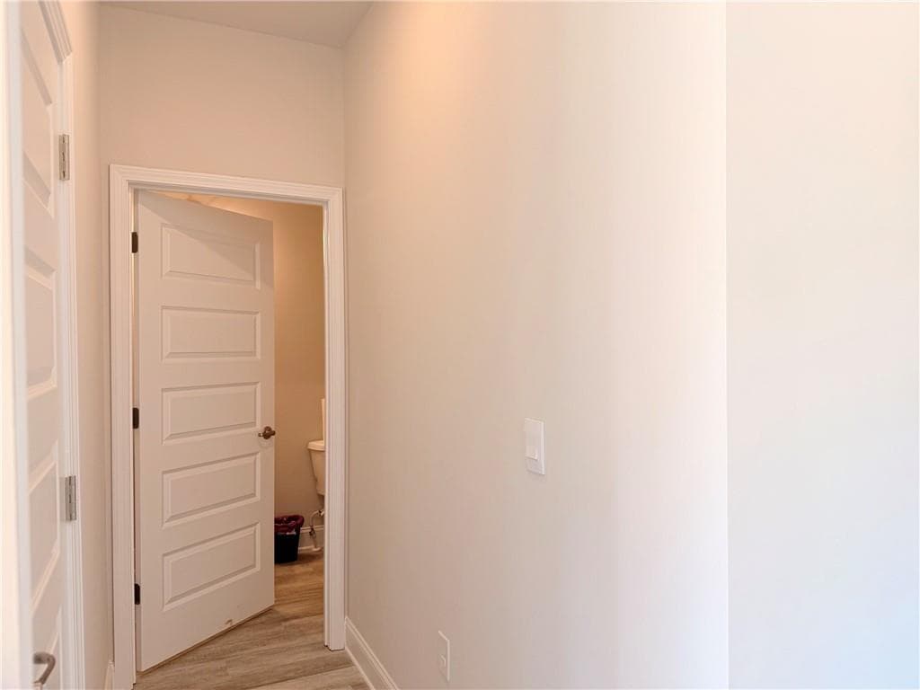 6 bedroom, 5 bathroom, 2,628 sq ft single family residence for sale at 434 Magnolia Grove Place, Cornelia, GA 30531 — photo 8