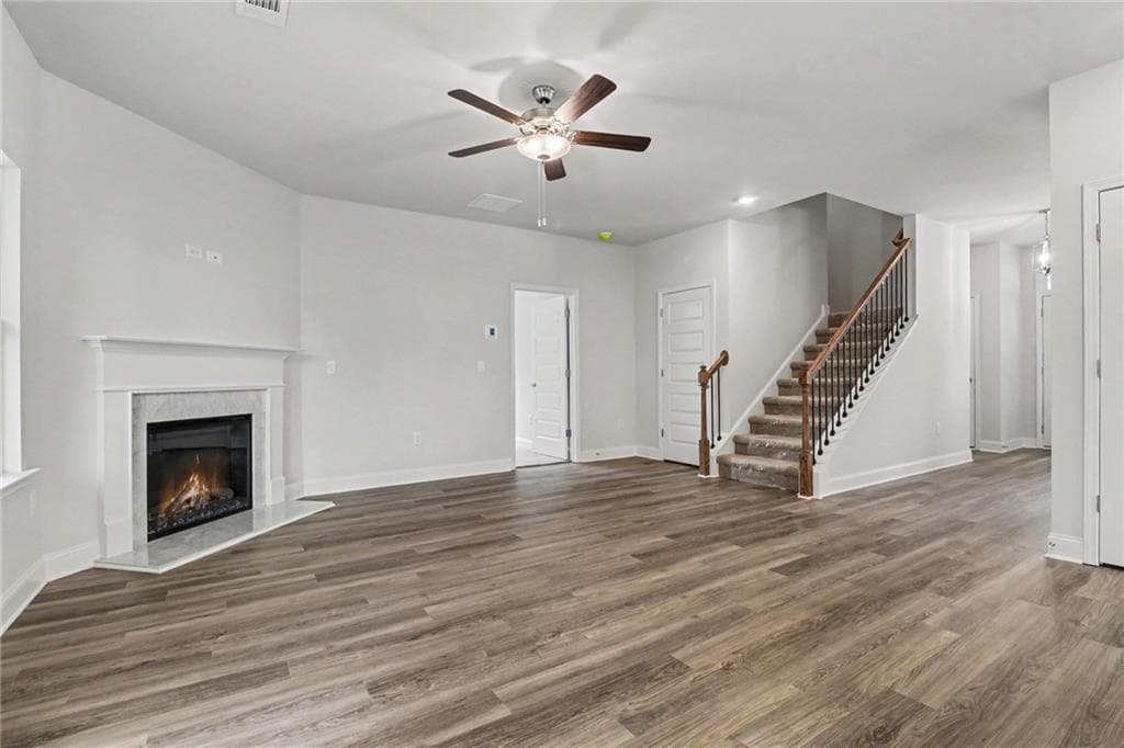 6 bedroom, 5 bathroom, 2,628 sq ft single family residence for sale at 426 Magnolia Grove Place, Cornelia, GA 30531 — photo 4