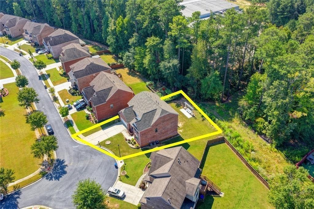 6 bedroom, 5 bathroom, 4,786 sq ft single family residence for sale at 2249 Larkspur Run Drive, Duluth, GA 30097 — photo 4