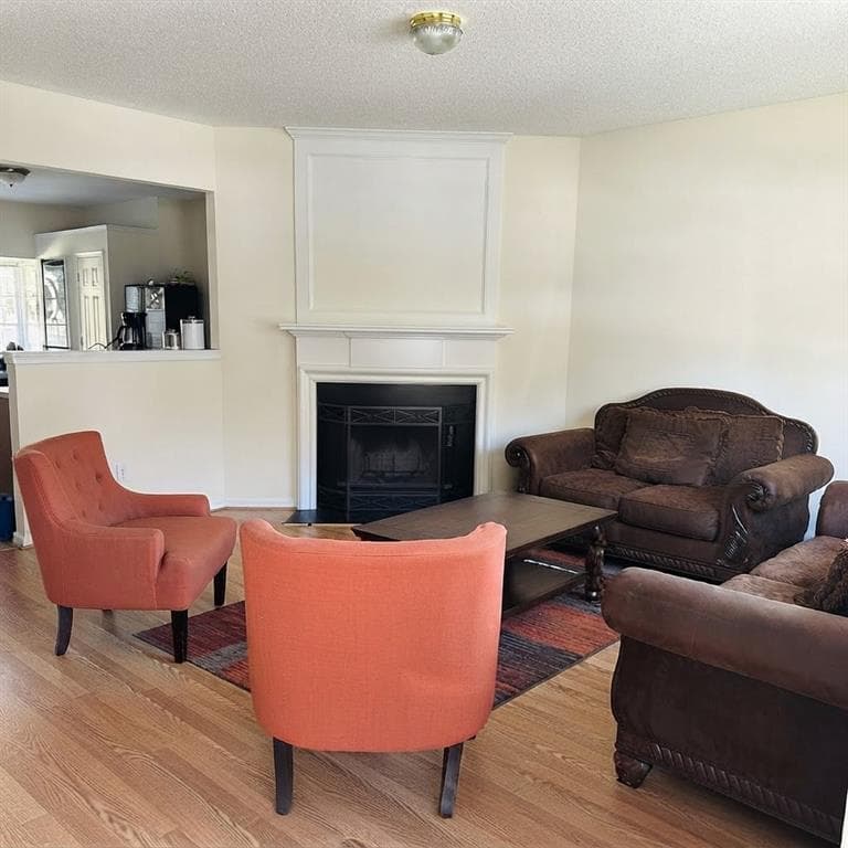 2 bedroom, 3 bathroom, 1,492 sq ft townhouse for sale at 2784 Parkway Cove, Lithonia, GA 30058 — photo 3