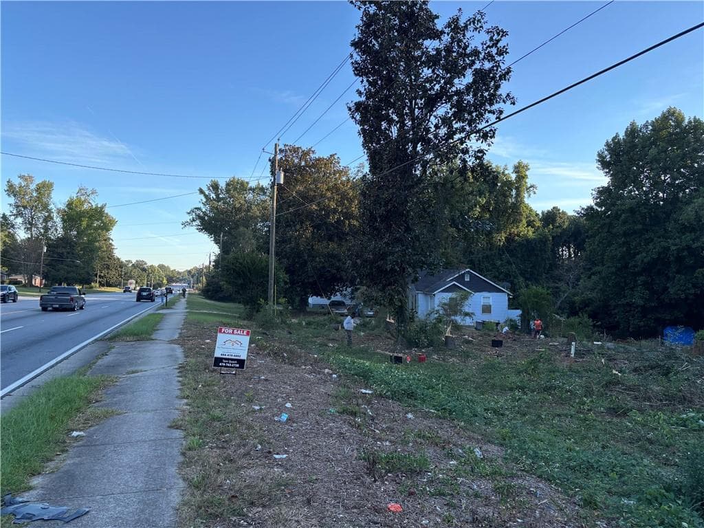 unimproved land for sale at 5547 Jonesboro Road, Morrow, GA 30260 — photo 1 of 16