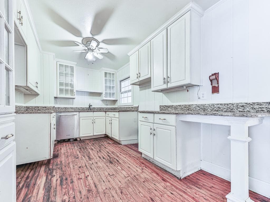 3 bedroom, 2 bathroom, 1,740 sq ft single family residence for sale at 533 Campbell Hill Street, Marietta, GA 30060 — photo 9
