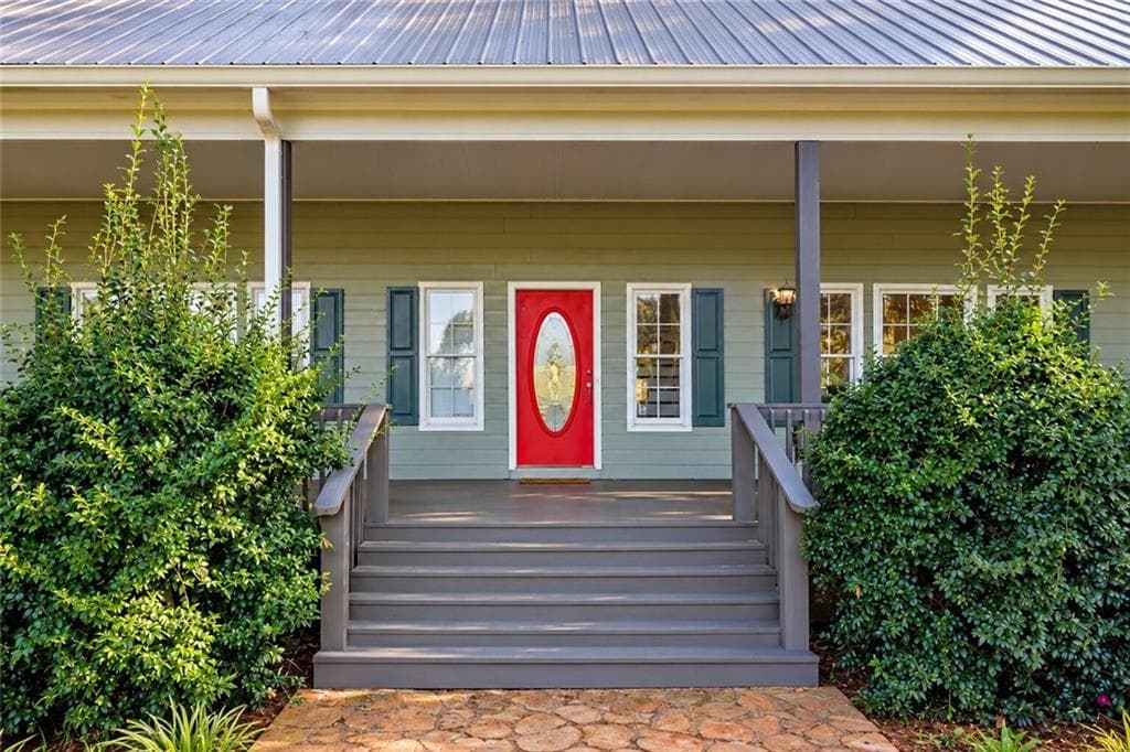 4 bedroom, 4 bathroom, 3,238 sq ft single family residence for sale at 1068 Wrights Mill Road, Commerce, GA 30530 — photo 2