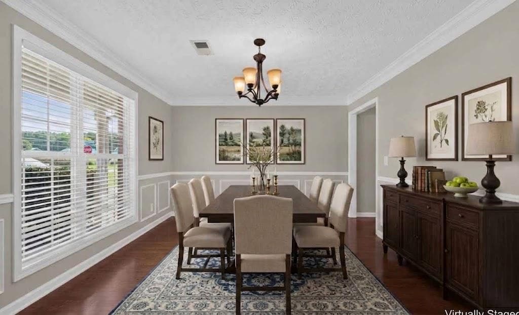 4 bedroom, 3 bathroom, 3,176 sq ft single family residence for sale at 17 Creekview Court, Acworth, GA 30101 — photo 4