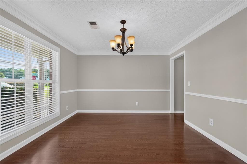4 bedroom, 3 bathroom, 3,176 sq ft single family residence for sale at 17 Creekview Court, Acworth, GA 30101 — photo 5