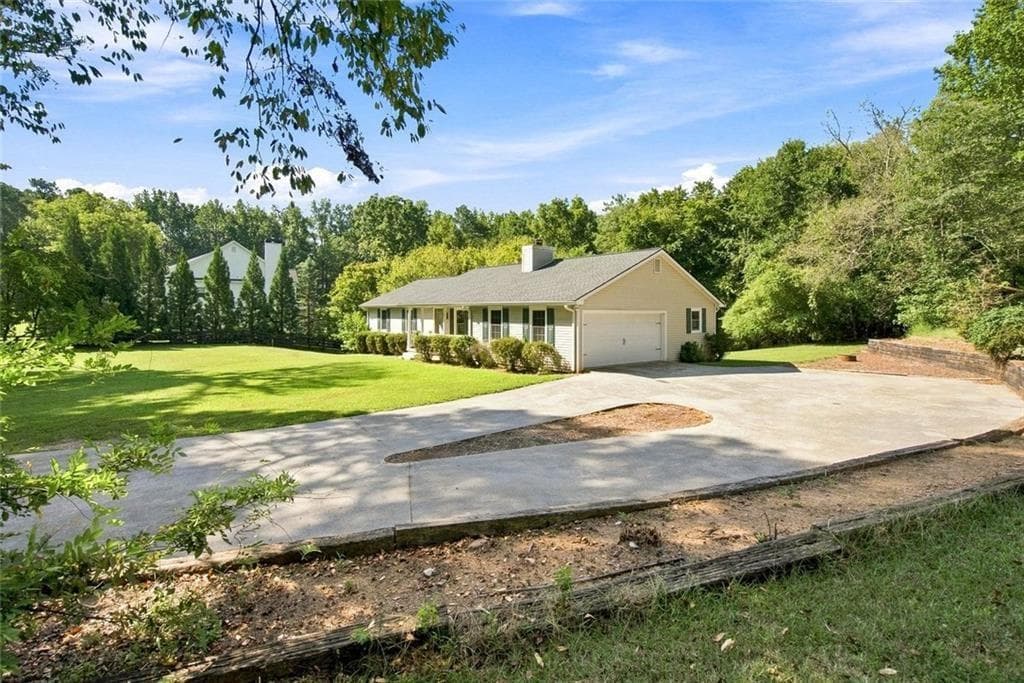 3 bedroom, 2 bathroom, 1,792 sq ft single family residence for sale at 13480 New Providence Road, Alpharetta, GA 30004 — photo 1 of 41