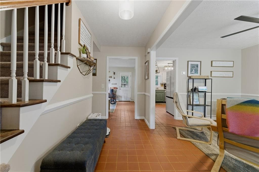 3 bedroom, 3 bathroom, 1,798 sq ft single family residence for sale at 117 Oak Ridge, Monroe, GA 30655 — photo 7