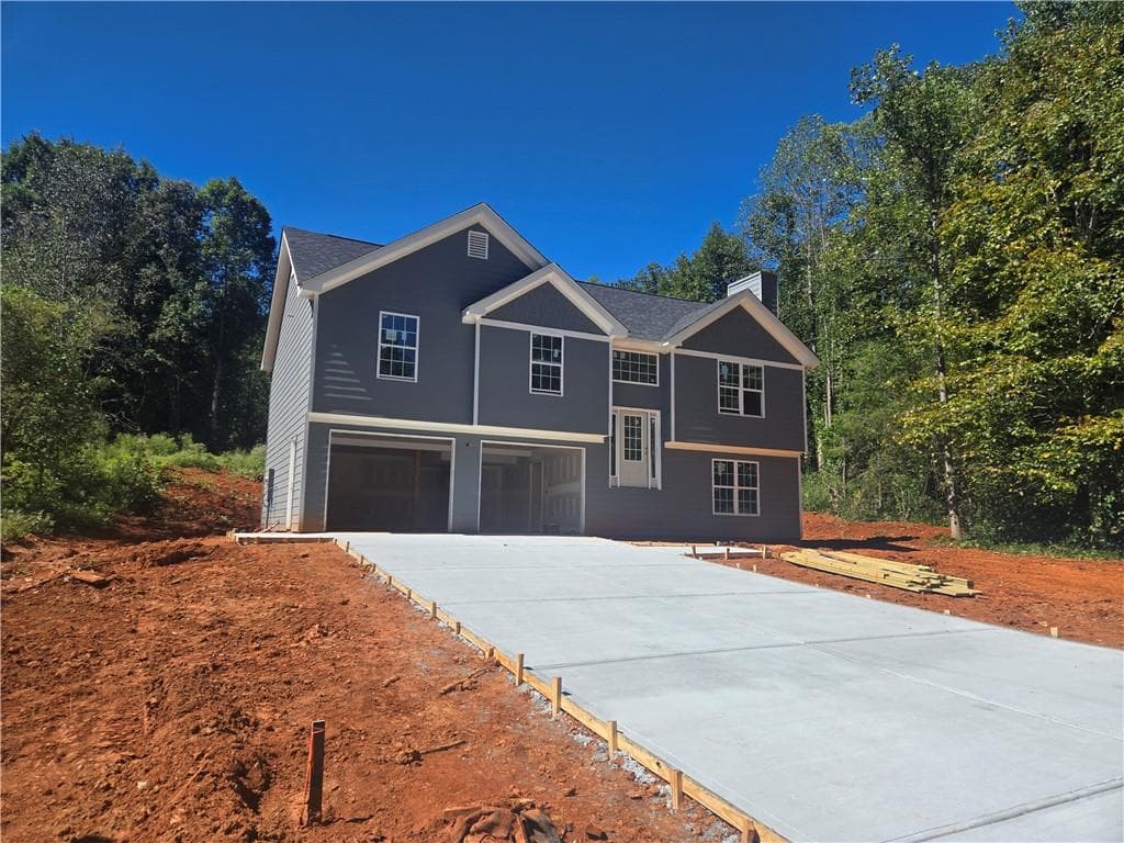 3 bedroom, 2 bathroom, 1,805 sq ft single family residence for sale at 3111 Westchester Drive, Gainesville, GA 30507 — photo 3