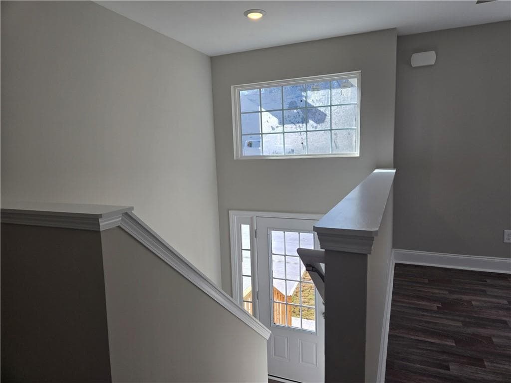 3 bedroom, 2 bathroom, 1,805 sq ft single family residence for sale at 3111 Westchester Drive, Gainesville, GA 30507 — photo 5