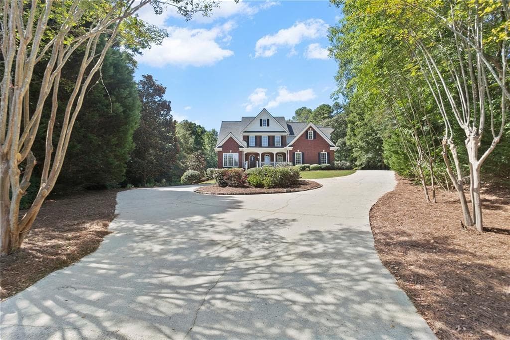 4 bedroom, 5 bathroom, 3,899 sq ft single family residence for sale at 1100 Coday Bluff, Athens, GA 30606