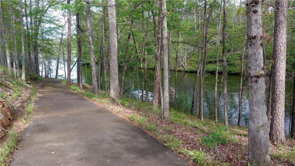 3 bedroom, 2 bathroom, 1,620 sq ft single family residence for sale at 8155 Stone Hill Road, Cumming, GA 30028 — photo 4
