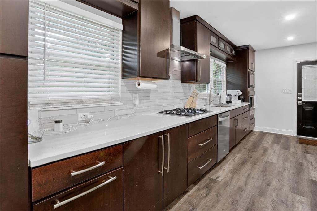 3 bedroom, 2 bathroom, 1,710 sq ft single family residence for sale at 2123 Juanita Street, Decatur, GA 30032 — photo 9