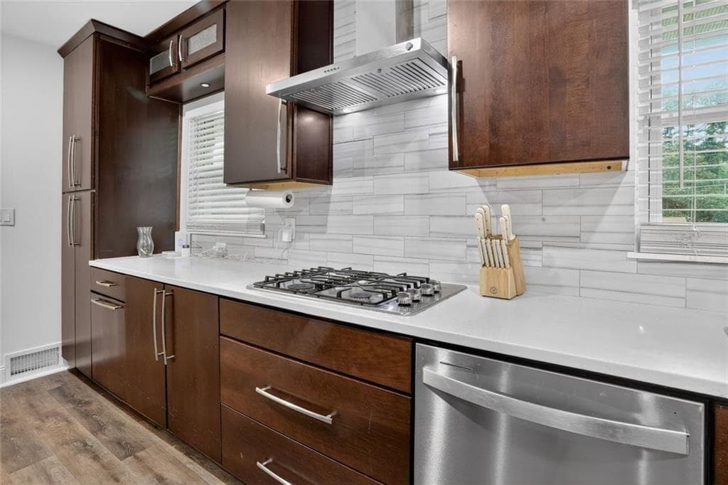 3 bedroom, 2 bathroom, 1,710 sq ft single family residence for sale at 2123 Juanita Street, Decatur, GA 30032 — photo 10