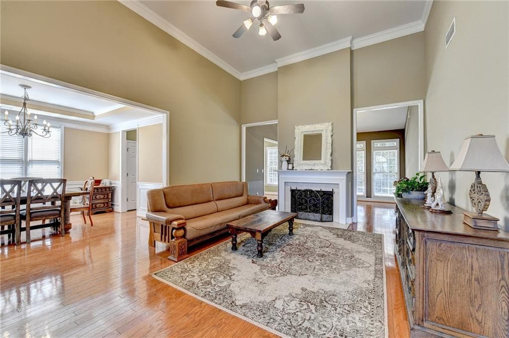 3 bedroom, 2 bathroom, 2,068 sq ft single family residence for sale at 1890 Barrett Knoll Court, Kennesaw, GA 30152 — photo 4