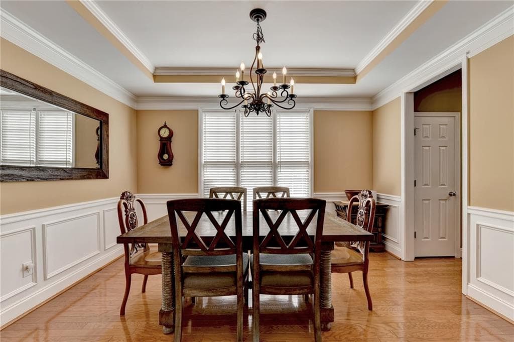 3 bedroom, 2 bathroom, 2,068 sq ft single family residence for sale at 1890 Barrett Knoll Court, Kennesaw, GA 30152 — photo 9