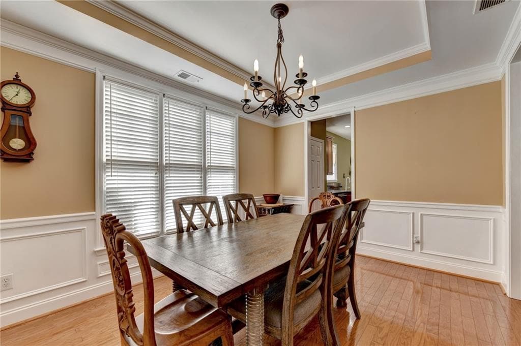 3 bedroom, 2 bathroom, 2,068 sq ft single family residence for sale at 1890 Barrett Knoll Court, Kennesaw, GA 30152 — photo 10