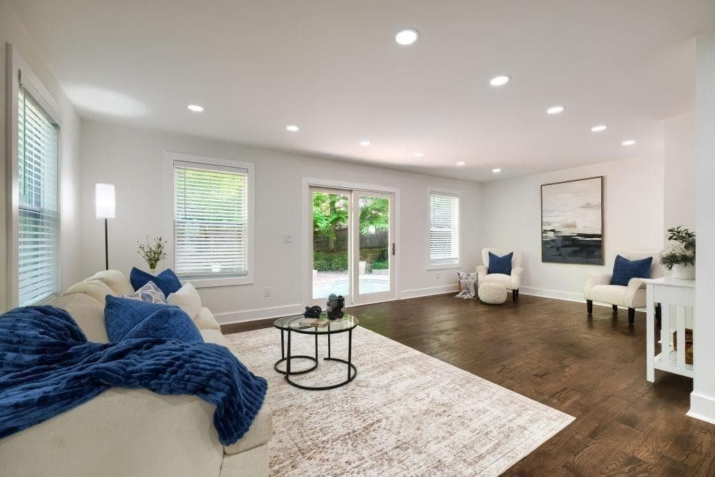 5 bedroom, 5 bathroom, 4,451 sq ft single family residence for sale at 2368 Fenhurst Place, Dunwoody, GA 30338 — photo 4