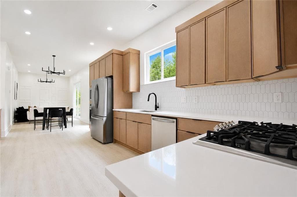 4 bedroom, 4 bathroom, 3,479 sq ft single family residence for sale at 3102 Bonita Springs Court, Douglasville, GA 30135 — photo 5