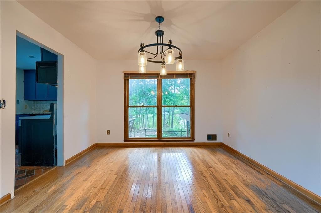 4 bedroom, 3 bathroom, 3,016 sq ft single family residence for sale at 1176 Ashley Lake Drive, Marietta, GA 30062 — photo 9