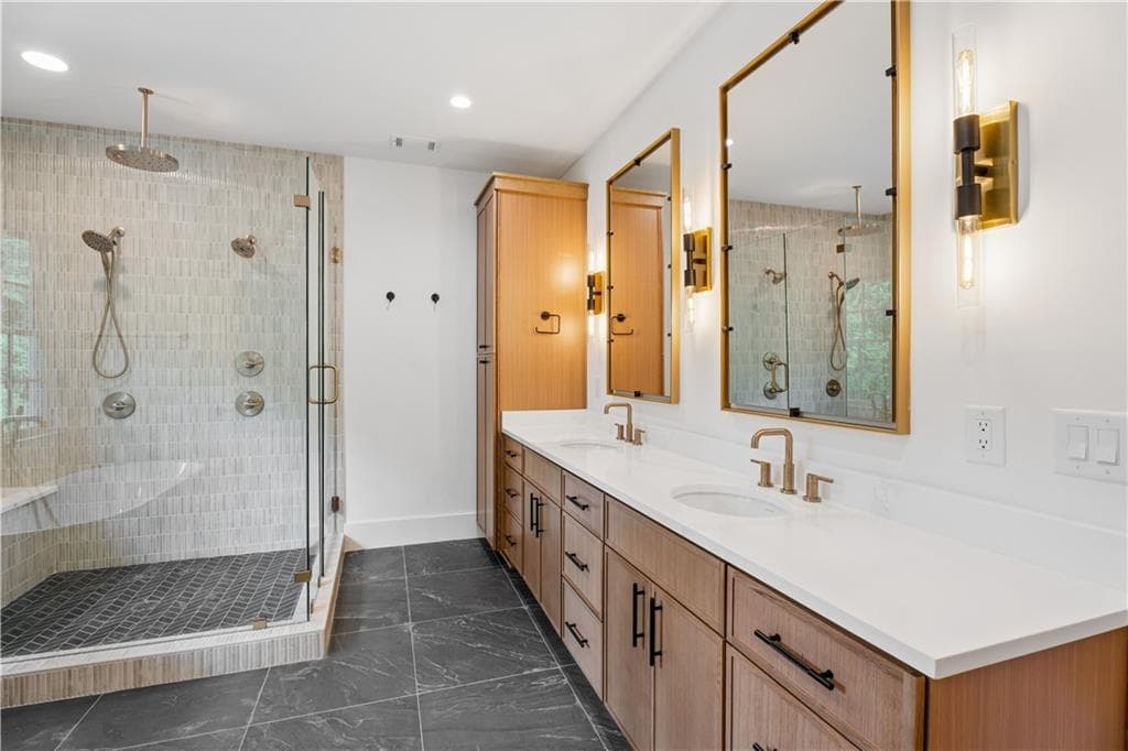 5 bedroom, 5 bathroom, 3,878 sq ft single family residence for sale at 1105 Ralph Road, Atlanta, GA 30324 — photo 9