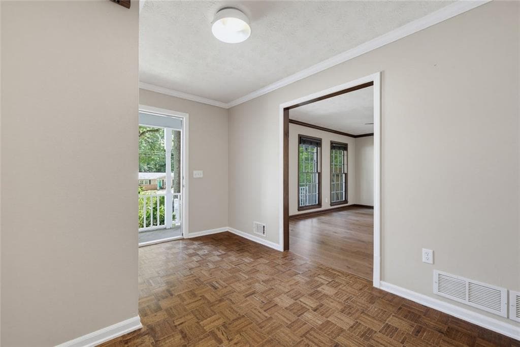3 bedroom, 2 bathroom, 1,830 sq ft single family residence for sale at 2845 Wood Forest, Marietta, GA 30066 — photo 2