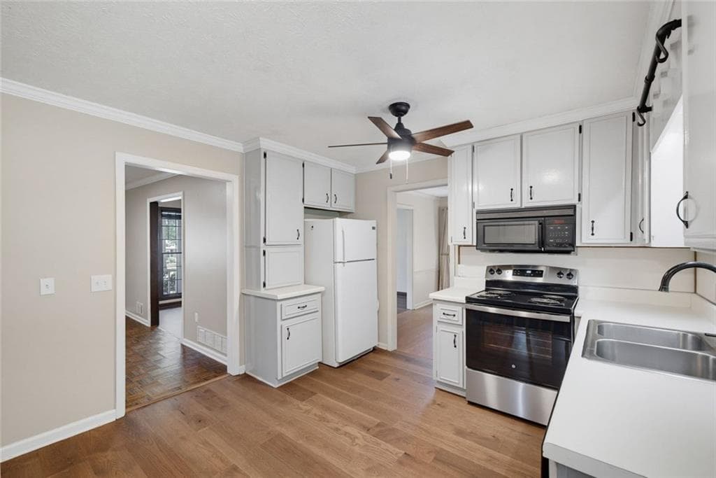 3 bedroom, 2 bathroom, 1,830 sq ft single family residence for sale at 2845 Wood Forest, Marietta, GA 30066 — photo 5