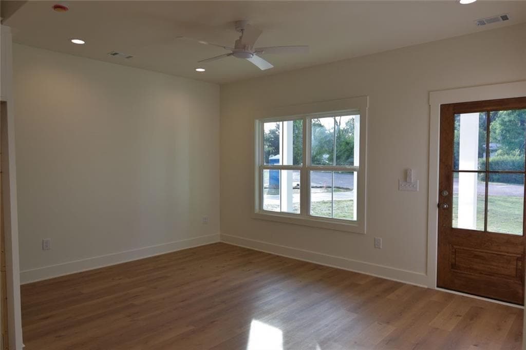 3 bedroom, 2 bathroom, 1,008 sq ft single family residence for sale at 1070 Moreland Drive, Watkinsville, GA 30677 — photo 9