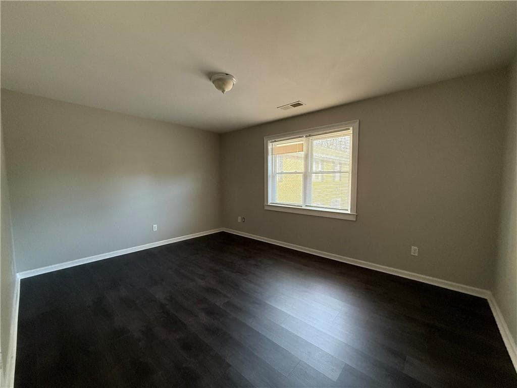 2 bedroom, 1 bathroom, 986 sq ft quadruplex for rent at 393 Stone Mountain Street, Lawrenceville, GA 30046 for $1,400 a month — photo 6