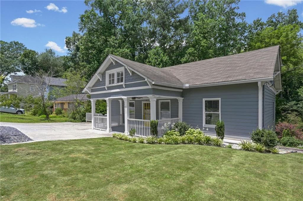 4 bedroom, 3 bathroom, 2,026 sq ft single family residence for rent at 2429 Claude Street, Atlanta, GA 30318 for $2,850 a month — photo 2