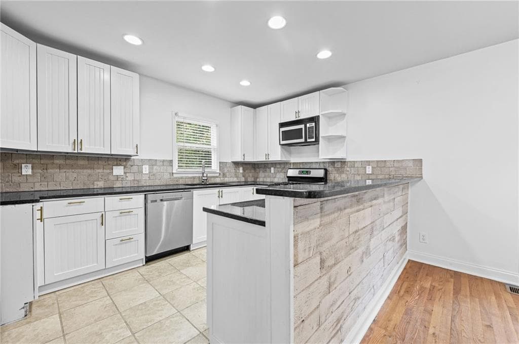 4 bedroom, 3 bathroom, 2,026 sq ft single family residence for rent at 2429 Claude Street, Atlanta, GA 30318 for $2,850 a month — photo 8