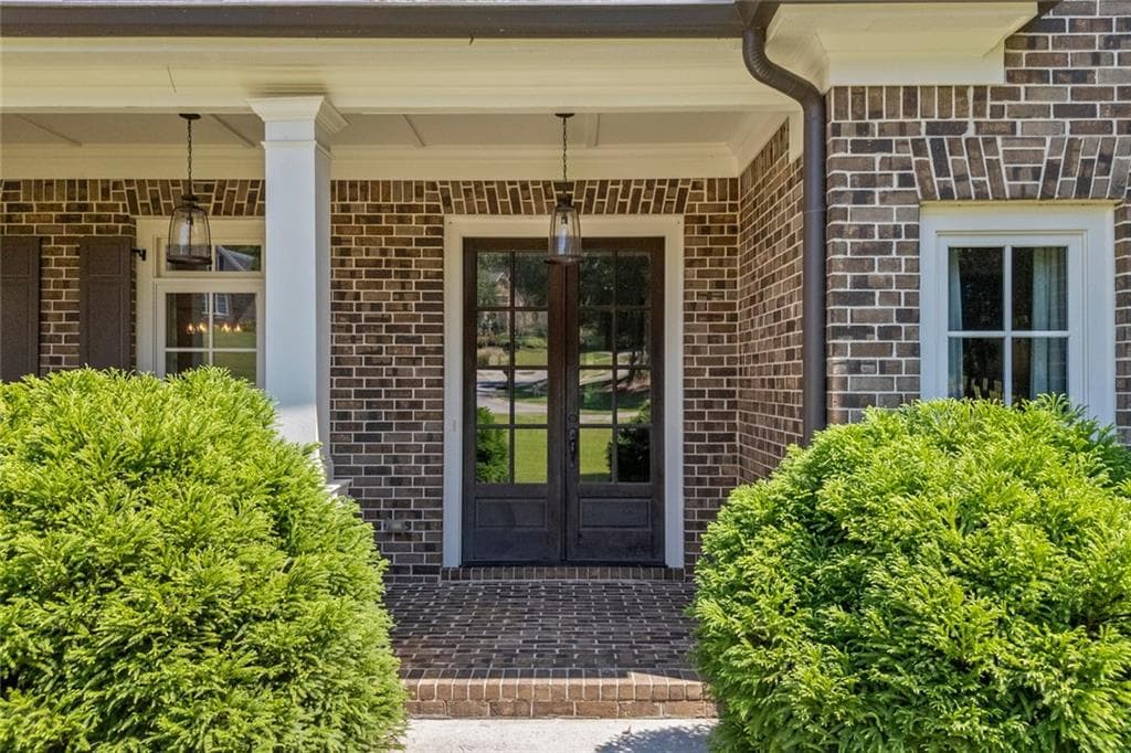 5 bedroom, 5 bathroom, 6,719 sq ft single family residence for sale at 416 St Ives Walk, Monroe, GA 30655 — photo 4