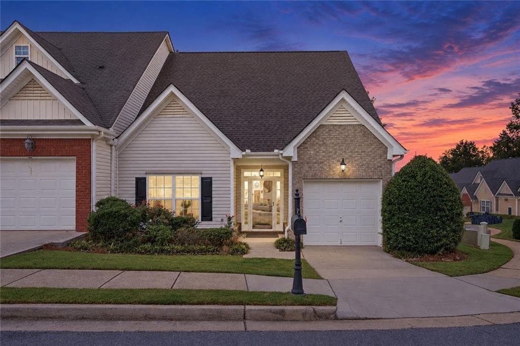 3 bedroom, 3 bathroom, 2,028 sq ft home for sale at 135 Riley Circle, Dawsonville, GA