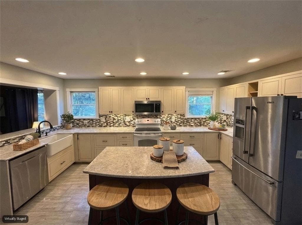 7 bedroom, 5 bathroom, 3,444 sq ft single family residence for sale at 117 Cool Springs Lane, Dahlonega, GA 30533 — photo 7