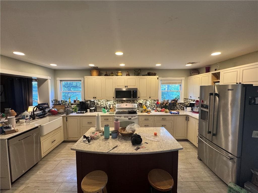 7 bedroom, 5 bathroom, 3,444 sq ft single family residence for sale at 117 Cool Springs Lane, Dahlonega, GA 30533 — photo 8