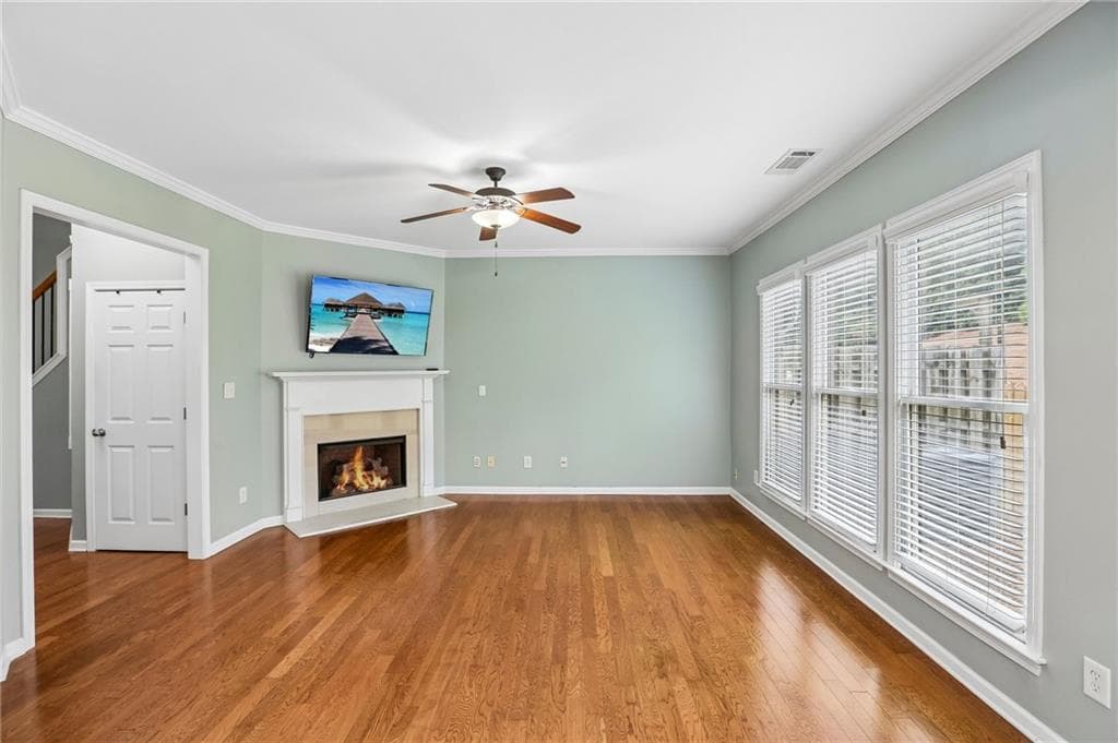 3 bedroom, 3 bathroom, 1,709 sq ft townhouse for sale at 1370 Winshire Cove, Alpharetta, GA 30004 — photo 3