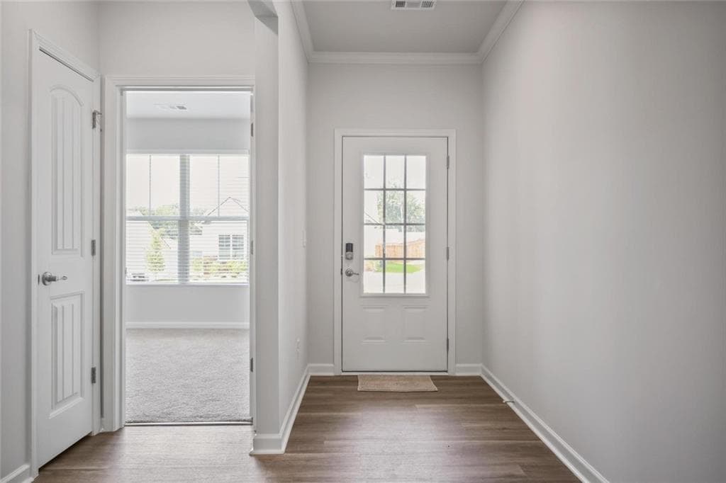 3 bedroom, 2 bathroom, 2,035 sq ft single family residence for sale at 61 Majestic Oak Circle, Dallas, GA 30132 — photo 2