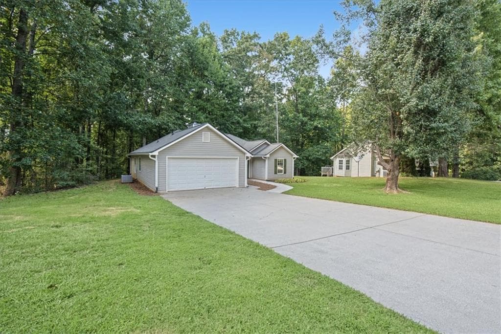 3 bedroom, 2 bathroom, 1,717 sq ft single family residence for sale at 176 Chipper Lane, Rockmart, GA 30153 — photo 3