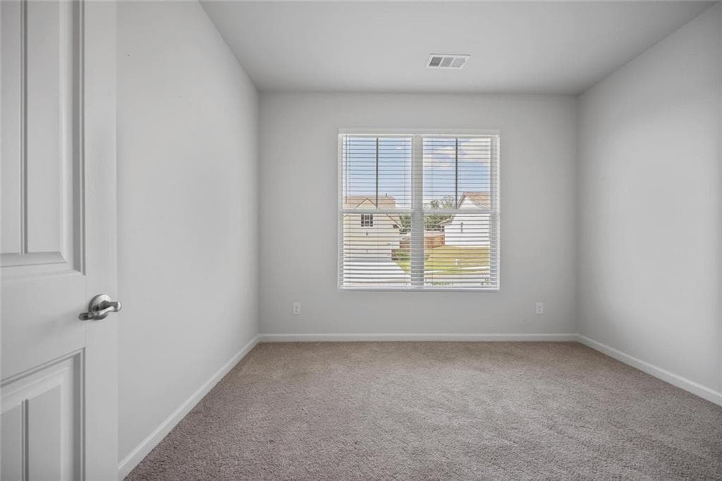 3 bedroom, 2 bathroom, 2,035 sq ft single family residence for sale at 61 Majestic Oak Circle, Dallas, GA 30132 — photo 9