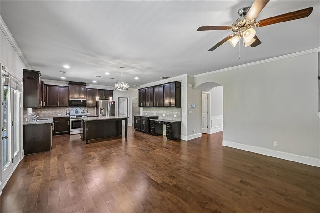5 bedroom, 5 bathroom, 3,502 sq ft single family residence for sale at 5378 Silver Woods Walk, Powder Springs, GA 30127 — photo 9