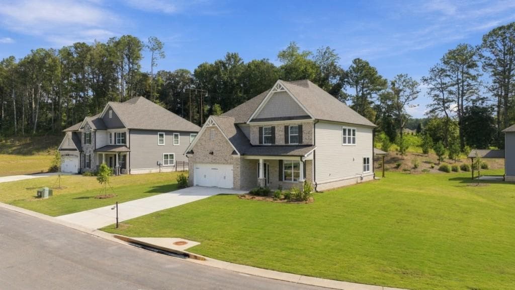4 bedroom, 3 bathroom, 3,080 sq ft single family residence for sale at 4210 Haven Way, Cumming, GA 30028 — photo 2