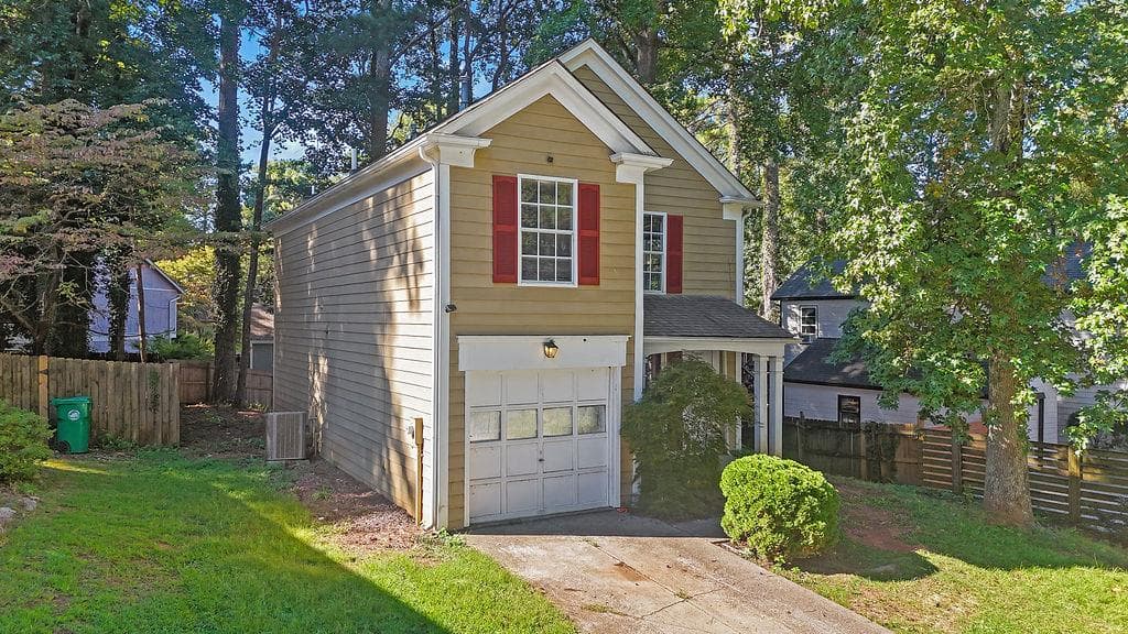 3 bedroom, 3 bathroom, 1,492 sq ft single family residence for sale at 1330 Old Countryside Circle, Stone Mountain, GA 30083 — photo 6