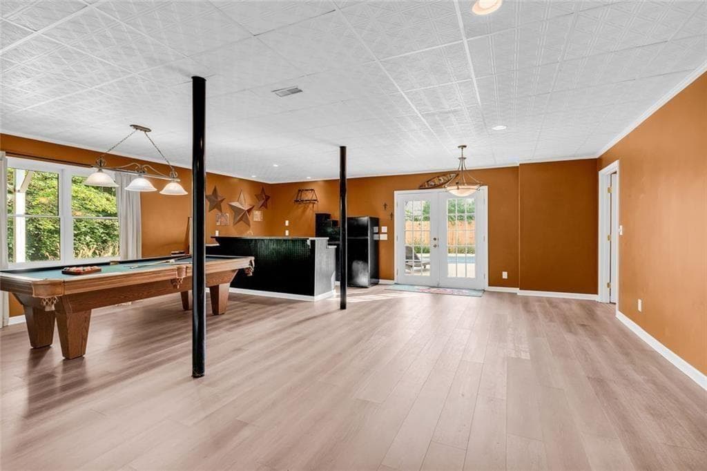 5 bedroom, 4 bathroom, 3,756 sq ft single family residence for sale at 214 Kingsley Way, Woodstock, GA 30188 — photo 4